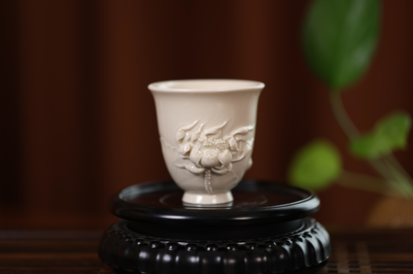 淺析陶器與瓷器的區(qū)別(圖1) QQ截圖20230720100655.png